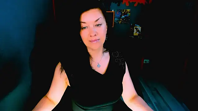 AnaMills online show from March 30, 10:05 am