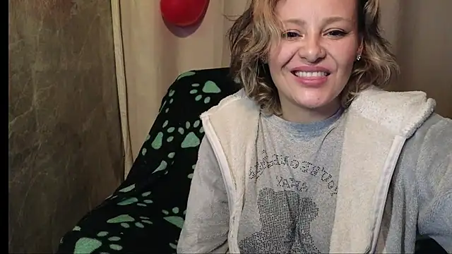 dagny-jo online show from February 27, 2:42 am