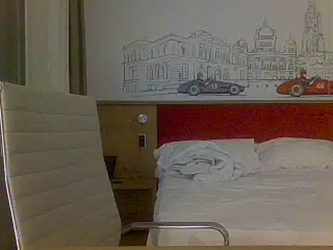 Snapshot of luanadigarda chatting on March 19, 6:34 pm luanadigarda online show from March 19, 6:34 pm