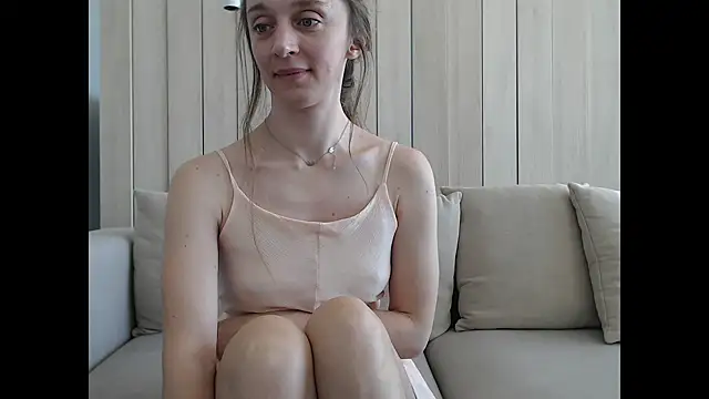 ShySchoolGirl online show from March 20, 2:10 pm