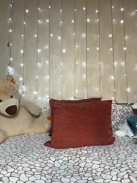 Amberhotqueen online show from March 21, 4:43 pm