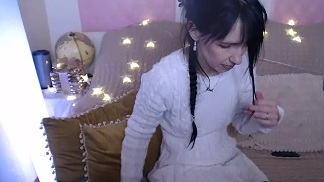 Snapshot of -carla- chatting on January 10, 8:18 am -carla- online show from January 10, 8:18 am