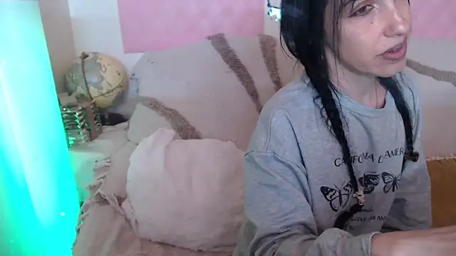 -carla- online show from April 30, 5:58 am