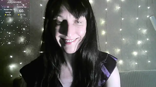 MarieODahliaS online show from December 19, 10:33 am