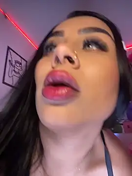 Emma Brown 12 online show from November 6, 9:26 pm