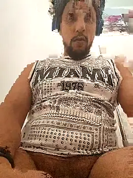 ylanovv online show from June 15, 11:40 pm