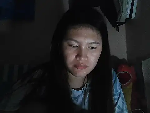 leamorena online show from December 18, 6:36 pm