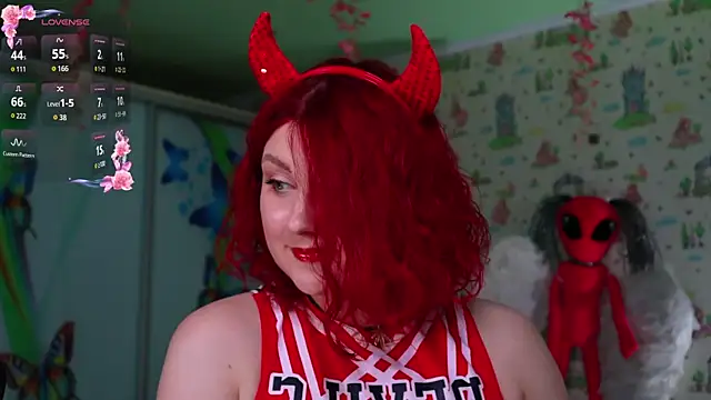 SmokyRose online show from April 22, 9:44 am