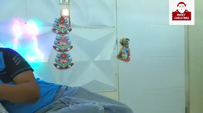 Snapshot of thesugar32 chatting on December 11, 12:34 pm thesugar32 online show from December 11, 12:34 pm