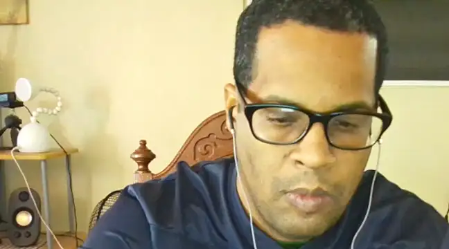 Snapshot of thesugar32 chatting on December 29, 12:55 pm thesugar32 online show from December 29, 12:55 pm