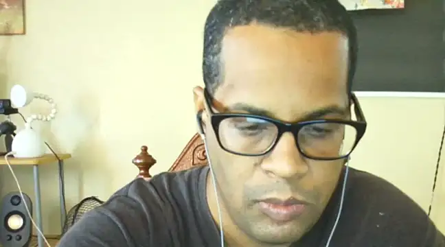 Snapshot of thesugar32 chatting on January 23, 12:19 pm thesugar32 online show from January 23, 12:19 pm