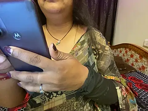 Snapshot of Love_4Sex chatting on February 27, 5:34 am Love 4Sex online show from February 27, 5:34 am