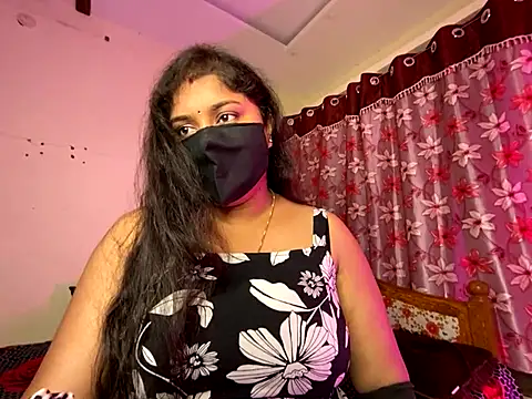 Snapshot of Love_4Sex chatting on September 13, 4:45 am Love 4Sex online show from September 13, 4:45 am