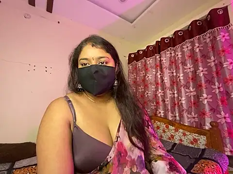 Snapshot of Love_4Sex chatting on October 7, 5:59 am Love 4Sex online show from October 7, 5:59 am