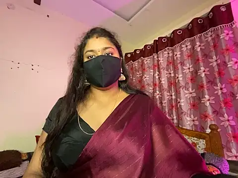 Snapshot of Love_4Sex chatting on October 10, 5:06 am Love 4Sex online show from October 10, 5:06 am