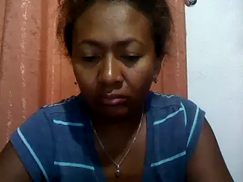 Snapshot of sexyladii chatting on December 11, 8:07 pm sexyladii online show from December 11, 8:07 pm