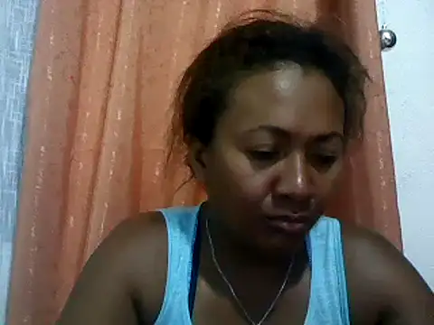 Snapshot of sexyladii chatting on December 20, 5:18 pm sexyladii online show from December 20, 5:18 pm