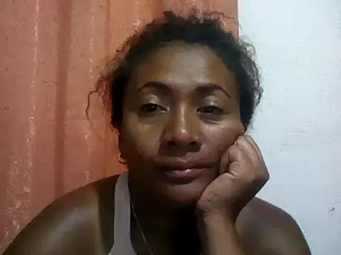 Snapshot of sexyladii chatting on January 16, 7:52 pm sexyladii online show from January 16, 7:52 pm
