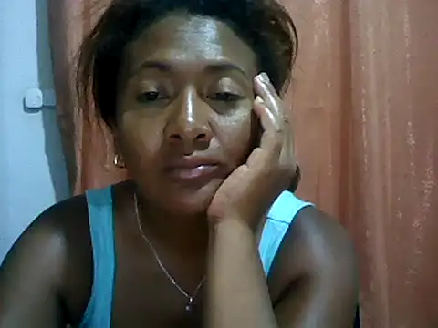 Snapshot of sexyladii chatting on February 9, 7:52 pm sexyladii online show from February 9, 7:52 pm
