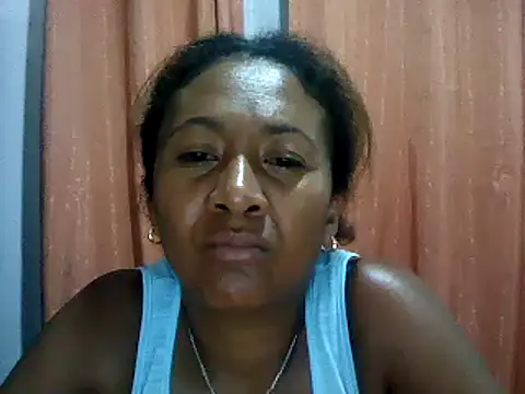 Snapshot of sexyladii chatting on February 17, 4:48 pm sexyladii online show from February 17, 4:48 pm