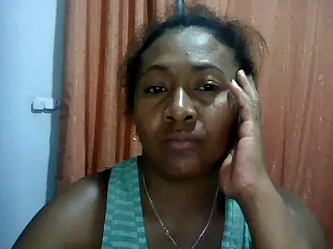 Snapshot of sexyladii chatting on February 19, 4:55 pm sexyladii online show from February 19, 4:55 pm
