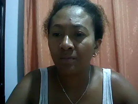 Snapshot of sexyladii chatting on February 21, 5:09 pm sexyladii online show from February 21, 5:09 pm