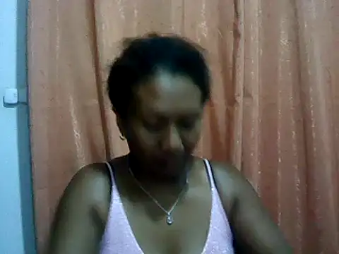 Snapshot of sexyladii chatting on March 4, 6:39 pm sexyladii online show from March 4, 6:39 pm