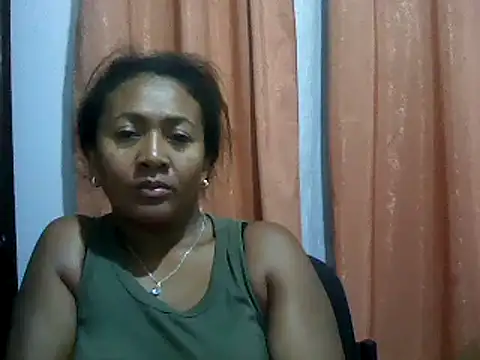 Snapshot of sexyladii chatting on March 6, 8:05 pm sexyladii online show from March 6, 8:05 pm