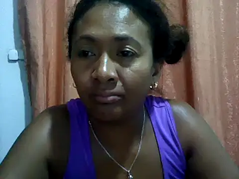 Snapshot of sexyladii chatting on March 13, 4:45 pm sexyladii online show from March 13, 4:45 pm
