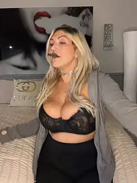 LittleMissEeve online show from October 22, 2:01 am