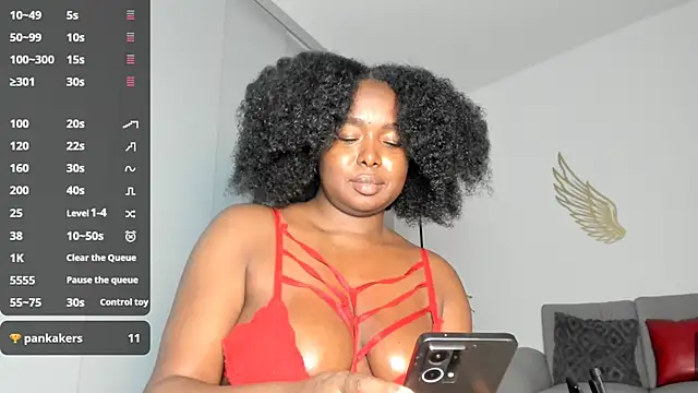 TanishaEvans online show from April 28, 2:21 am