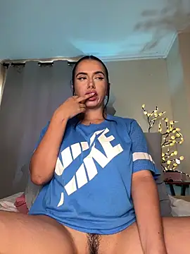 Snapshot of Samispank chatting on December 4, 8:07 pm Samispank online show from December 4, 8:07 pm