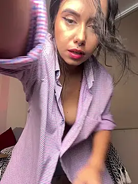 Snapshot of Samispank chatting on January 17, 3:00 pm Samispank online show from January 17, 3:00 pm