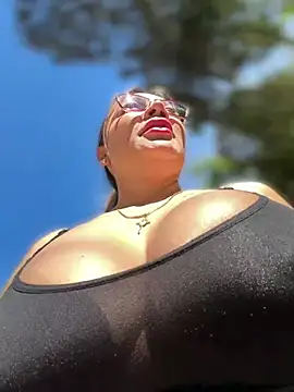 DIANITA 1988 online show from May 12, 2:03 pm