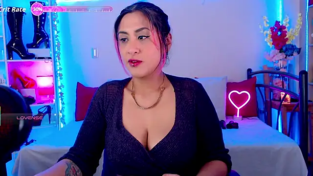 Annie p online show from May 8, 11:54 pm