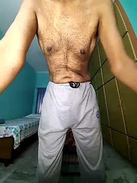 Snapshot of hornyindianmale82 chatting on February 23, 10:28 am hornyindianmale82 online show from February 23, 10:28 am