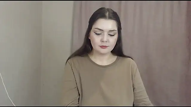 Snapshot of ohhhMie chatting on October 28, 6:21 pm ohhhMie online show from October 28, 6:21 pm