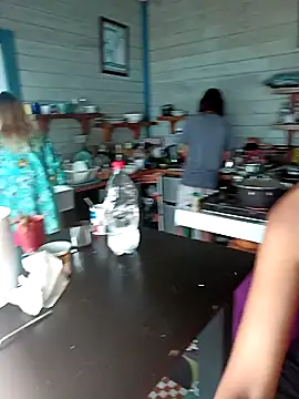 Luna-Natural online show from February 4, 5:55 pm