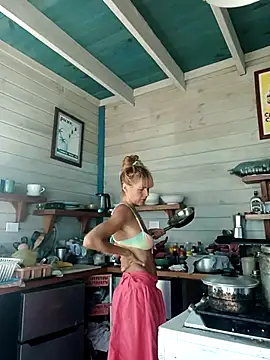 Luna-Natural online show from February 19, 3:05 pm