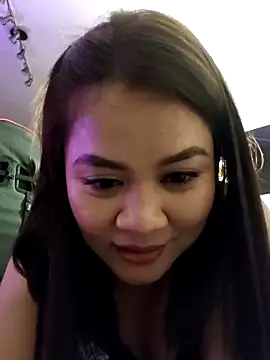 Snapshot of yenyen_ chatting on February 6, 7:06 pm yenyen online show from February 6, 7:06 pm