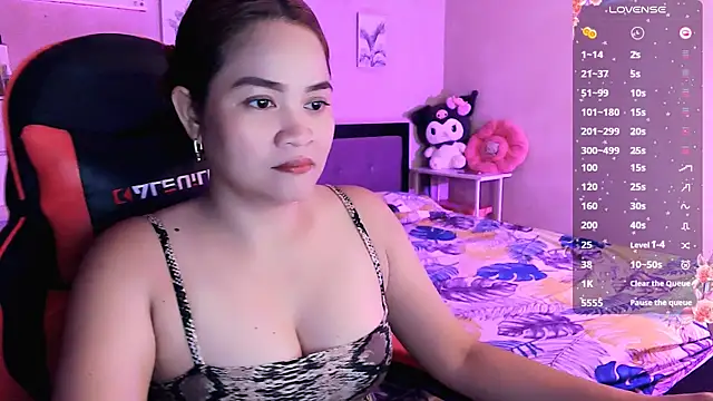 Snapshot of yenyen_ chatting on March 13, 1:34 am yenyen online show from March 13, 1:34 am