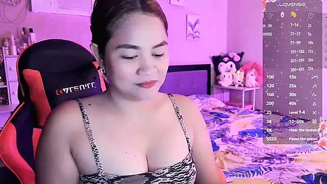 Snapshot of yenyen_ chatting on March 16, 1:55 am yenyen online show from March 16, 1:55 am