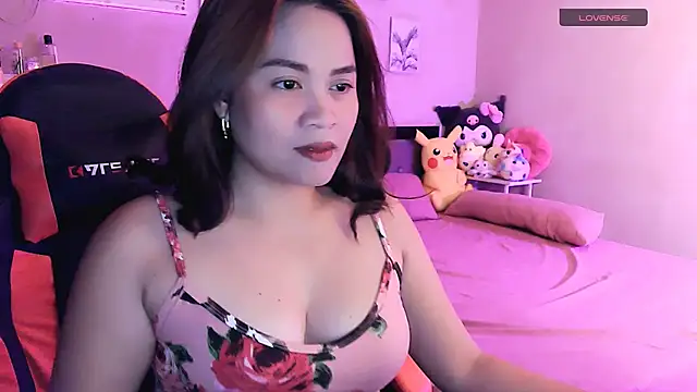 Snapshot of yenyen_ chatting on April 20, 2:25 am yenyen online show from April 20, 2:25 am
