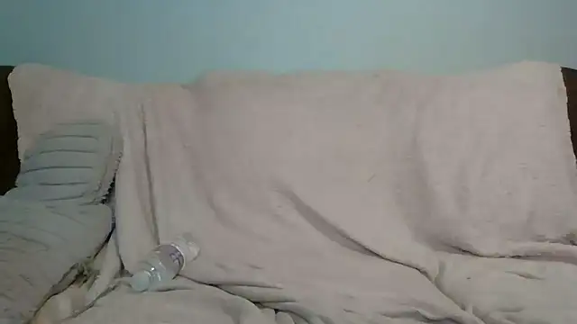 Snapshot of beautylovess chatting on October 3, 10:29 pm beautylovess online show from October 3, 10:29 pm