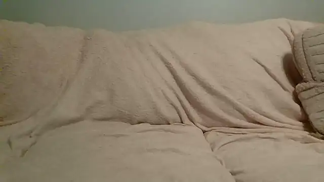 Snapshot of beautylovess chatting on November 1, 7:10 am beautylovess online show from November 1, 7:10 am