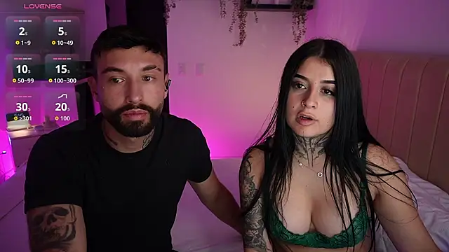 Snapshot of the_lucky_men__ chatting on March 18, 10:46 pm the lucky men online show from March 18, 10:46 pm