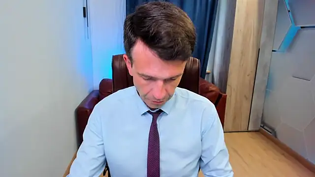 SteveTiger online show from September 19, 11:44 am