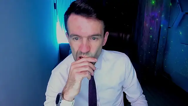 SteveTiger online show from October 26, 3:23 am