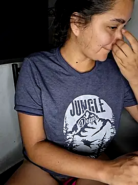 blerstefan1 online show from March 6, 10:09 am