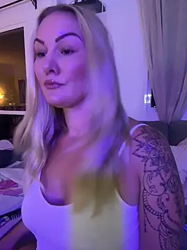 NastyMilf  online show from October 13, 6:19 pm